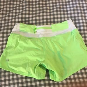 Lululemon shorts size M
